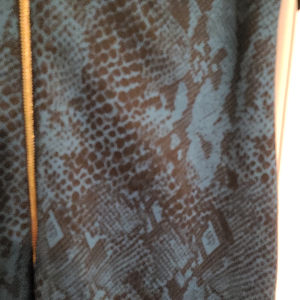 Dress - Picture 4 of 5